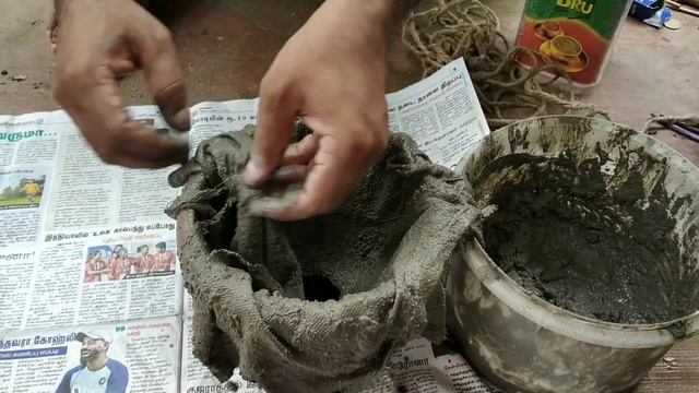 Amazing cement pot made at home | cement pot with gloves | cement pot with waste cloth смотреть онлайн