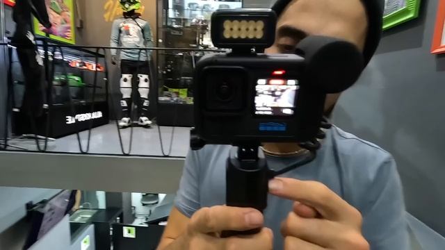 LE CAMBIAMOS EL ESCAPE A LA KAWASAKI H2 suena MUY duro смотреть онлайн