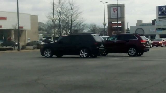 Spotted another 2008 Jeep Grand Cherokee SRT8 in Oak Lawn, Illinois. смотреть онлайн