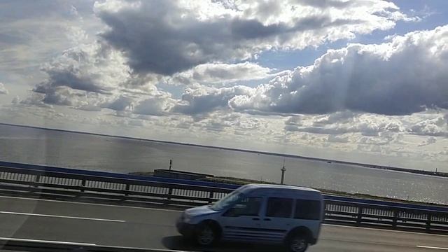 Финский залив из окна автобуса