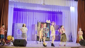 отчётный спектакль "Праздник не послушания"