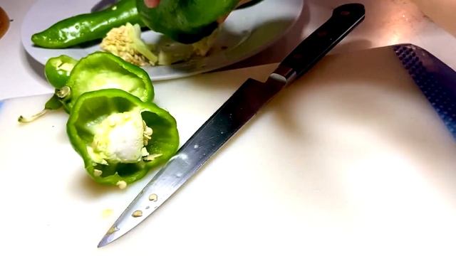 STUFFED GREEN LONG CHILI EASY RECIPE смотреть онлайн