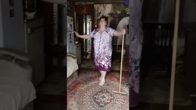 Уборка в комнате смотреть онлайн