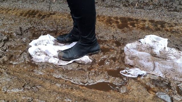 Trampling Shirts in Mud Cloth Boots Preview смотреть онлайн