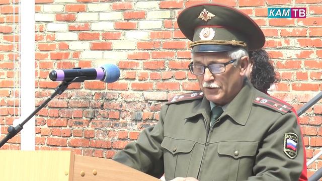 На службу призвались бойцы отряда содействия полиции «Тигр» смотреть онлайн