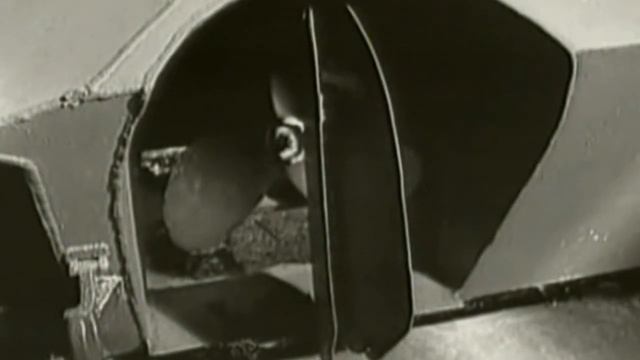 Зачем этот танк научился плавать смотреть онлайн