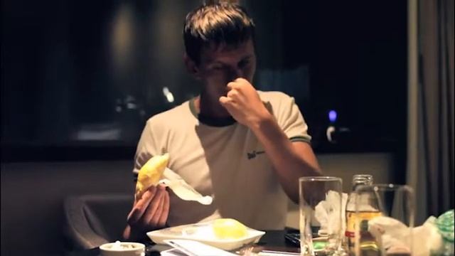 Как Беларусы пробовали Тайскую картошку, (Дуриан)))) смотреть онлайн