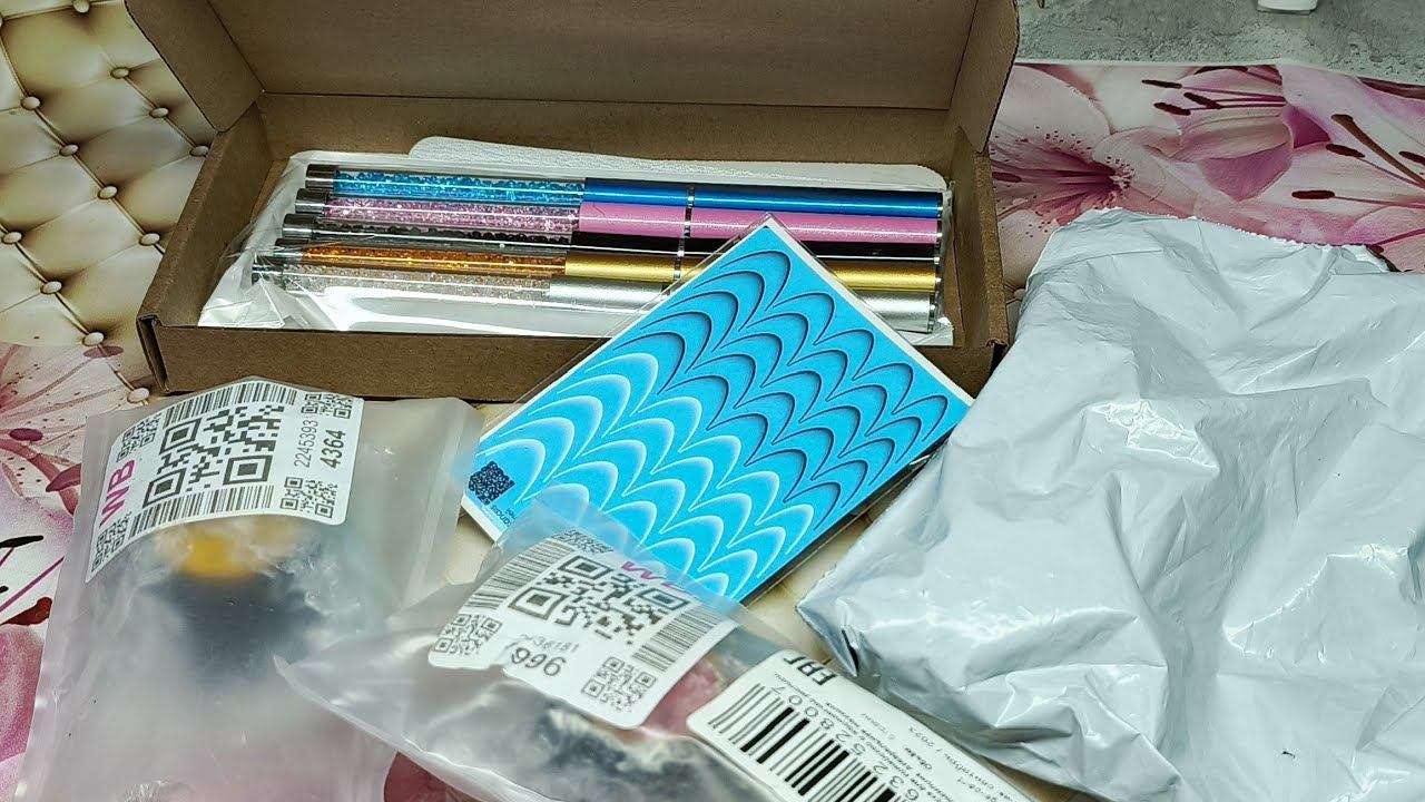 Wildberries. Распаковка маникюрных посылок смотреть онлайн