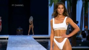 Steph Rayner | model | Swimsuit