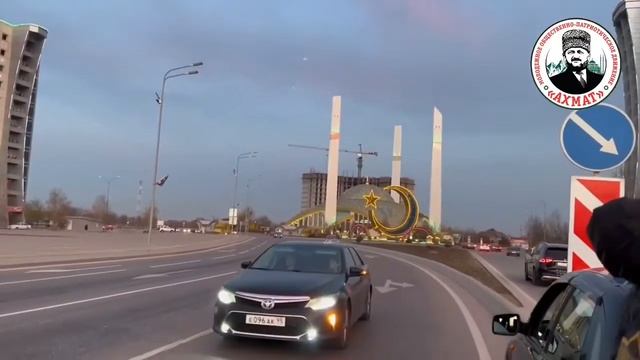 Активисты филиала МОПД «АХМАТ» провели акцию по раздаче фиников и воды смотреть онлайн