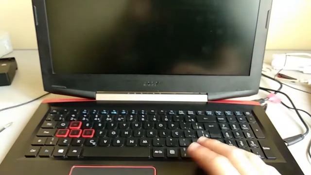 Acer Aspire VX quebrou a tela carcaça смотреть онлайн