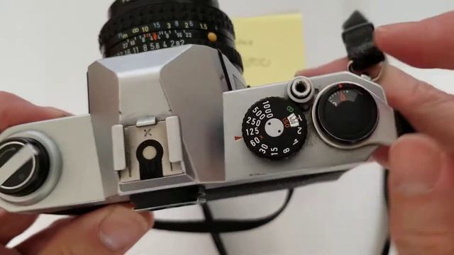 Pentax K1000 Camera смотреть онлайн