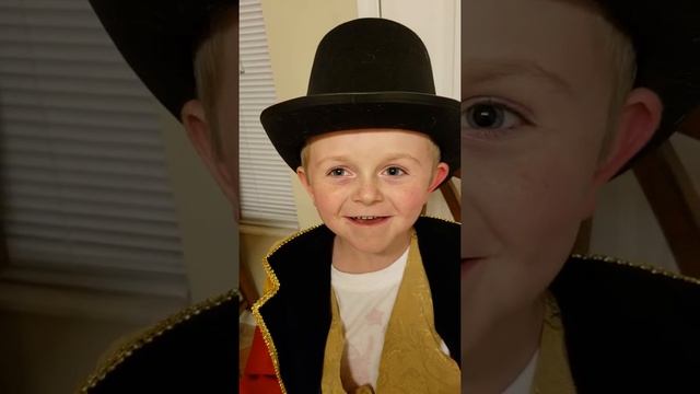 Bentley as The Greatest Showman смотреть онлайн