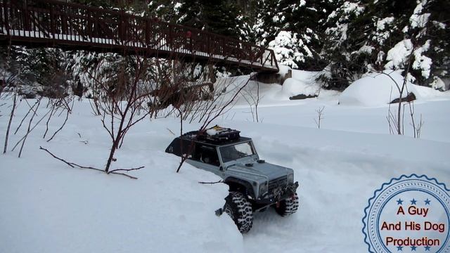 Axial Racing SCX10 Dingo... Manuels River Snow run смотреть онлайн