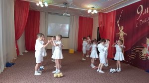 Танец на 9 мая "Дора дора, помидора"
