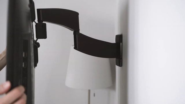 SANUS 13-40" Small TV Mount VSF716 смотреть онлайн