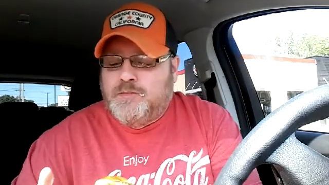 Burger King's New Pretzel Bacon King!!🥨🥓👑🍔 смотреть онлайн