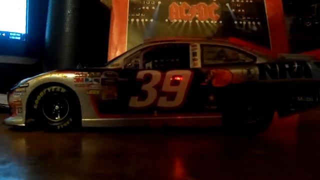 Ryan Newman #39 2011 Bas Pro Shops/NRA Chevrolet Impala смотреть онлайн