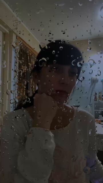 Идут дожди 🌧️ #музыка #танцы смотреть онлайн