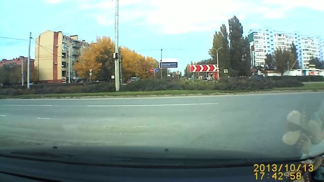 AutoExpert DVR-929 смотреть онлайн