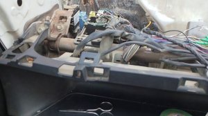 Как самому снять (демонтировать) сигнализацию с автомобиля. Тойота Рактис 2011 года. Pandora 90