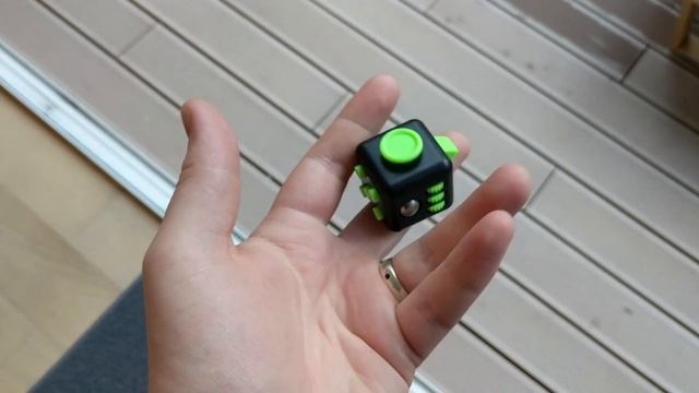 Official Fidget Cube by Antsy Labs? - Dadget Gad #1 смотреть онлайн