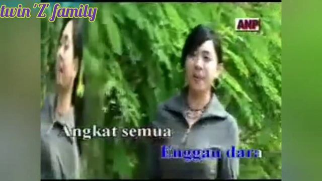 Sama-Sama Happy - Meldelyne Mel(original song) смотреть онлайн