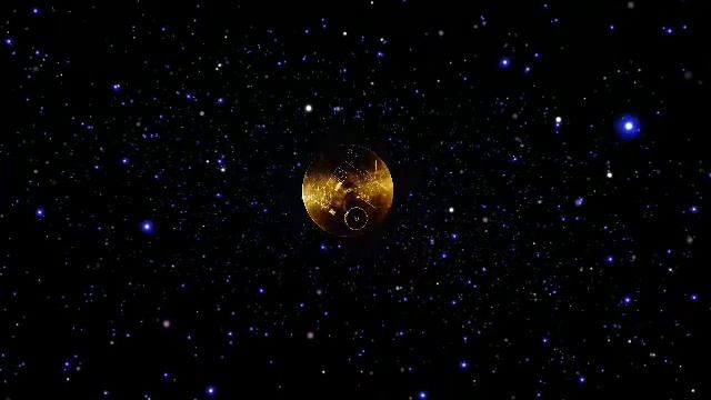 Voyager Golden Record floating and playing music in space. смотреть онлайн