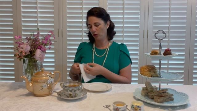 7 Pro Tips:  Afternoon Tea Etiquette #afternoontea #teaetiquette