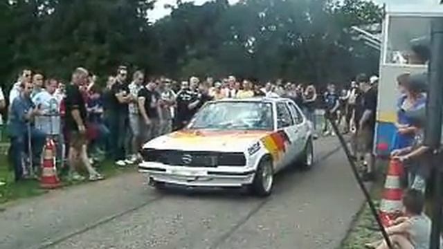 Opel Ascona B tijdsprint смотреть онлайн