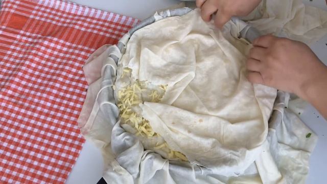 5 DK da 👈su böreği tadında tava böreği/Kolay börek / börek çeşitleri/ kahvaltılık börek tarifi💯 смотреть онлайн