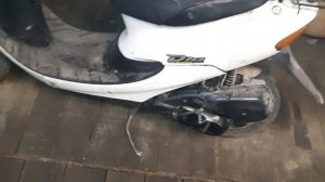 Honda dio чихает в глушитель не заводится