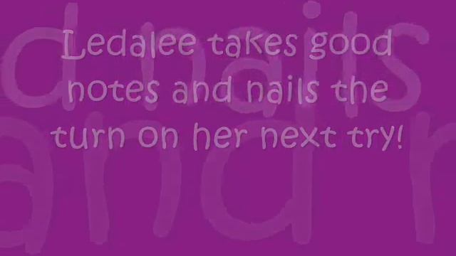 Puppy Agility Turns with Leda! 90's & 270's! смотреть онлайн