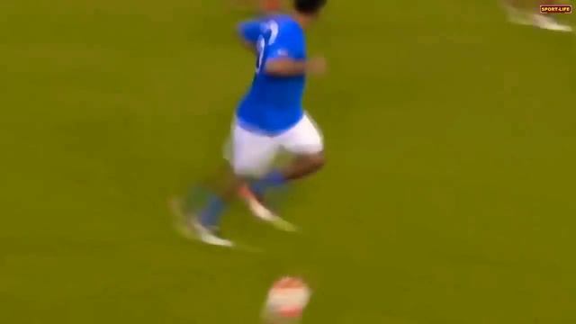 Голы и Финты - РОНАЛДИНЬО смотреть онлайн