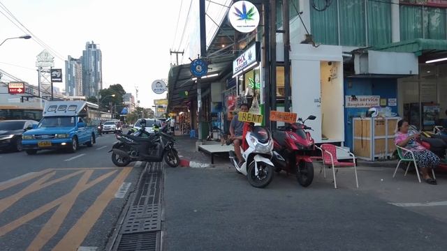 [4K] Pattaya Soi 6 Scenes, Beach Road | April 2024 Thailand смотреть онлайн