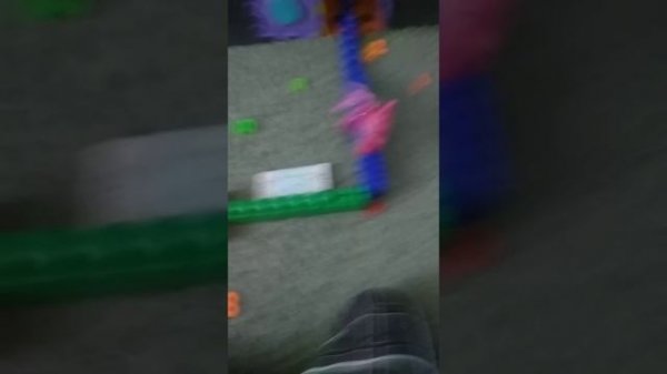 Страусёнок Оливия 23 Серия