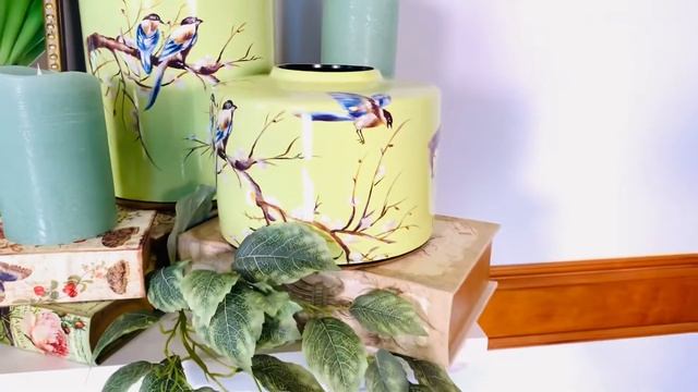 Pale Green Ceramic Lidded Ginger Jars with Blue Birds, Choice of Size смотреть онлайн