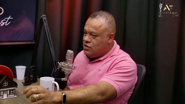 COMO SE TORNAR UM CORRETOR DE IMOVEIS DE SUCESSO ? (ANDRE LUCIANO) | AFORISMOCAST #33 смотреть онлайн