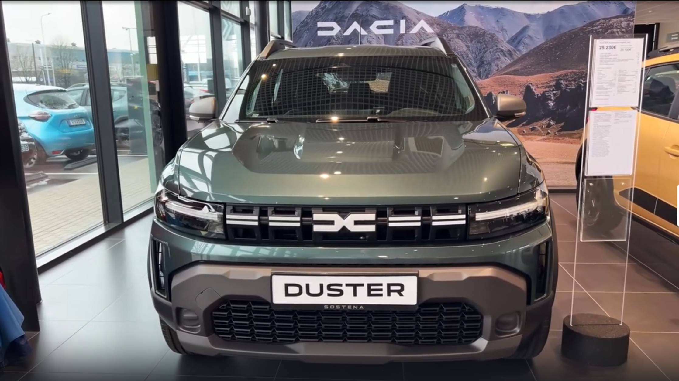 Dacia Duster 2025 обзор смотреть онлайн