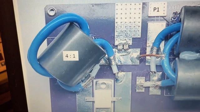RF Splitters & Combiners - How do they work? смотреть онлайн