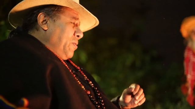 Cultura ancestral entrevista a Wayna Pacha Lobo Blanco смотреть онлайн