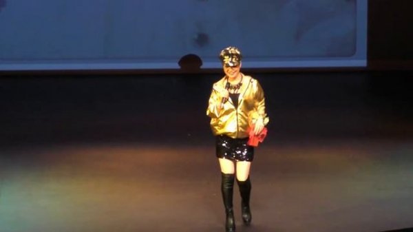 自由飛翔 by 琪淇 《西灣河文娛中心劇院紀念特輯》《文歌倩舞社》主辦        主席文秀英92676002