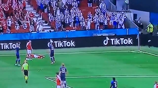 Christian Eriksen Collapses | Heartbreaking😭 смотреть онлайн