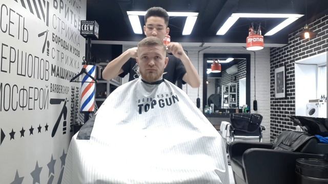Поющий барбер.#барбершоп #barber смотреть онлайн