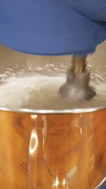 Воздушная помадка для Кулича - Рецепт меренги смотреть онлайн