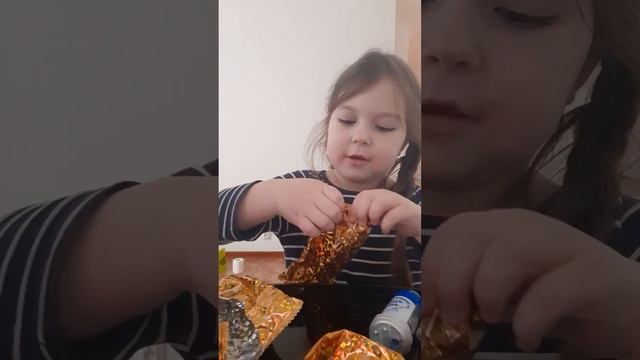 Fantasy Friends. Rainbow surpraise. Расспаковка пупси слайм. Люба Акулова 5 лет 4 месяца. смотреть онлайн