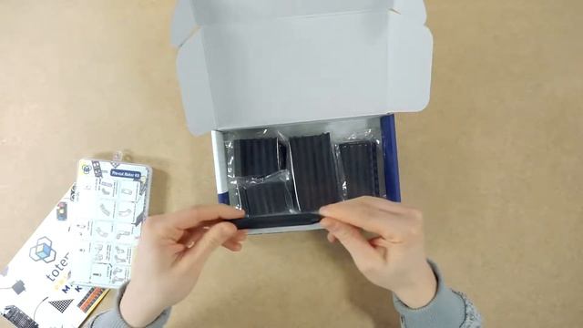 Pre-cut Maker Kit Unboxing смотреть онлайн