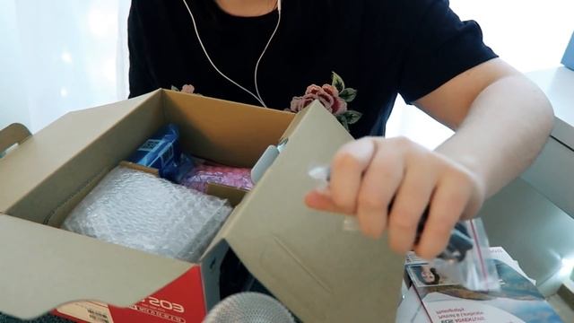 ASMR Unboxing The Canon EOS 80D!! NEW CAMERA! смотреть онлайн