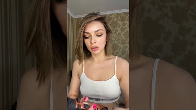 Супер бюджетна заміна дайсону 😱Обзор ФЕН-БРАША З ОБЕРТАННЯМ 3В1 GEMEI смотреть онлайн