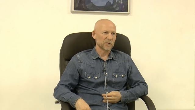 Зачем нужен весь этот спектакль смотреть онлайн